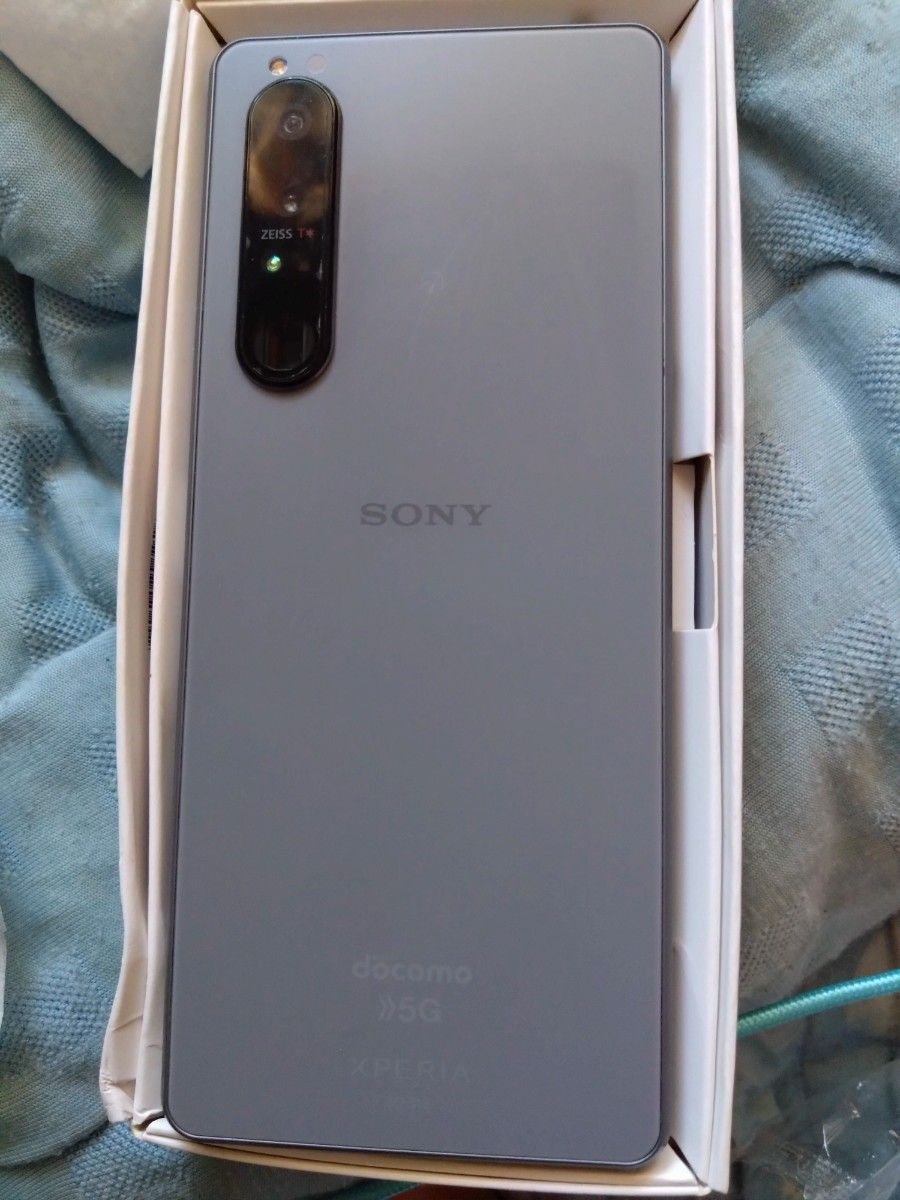 SIMフリー Xperia 1 III docomo フロストグレー