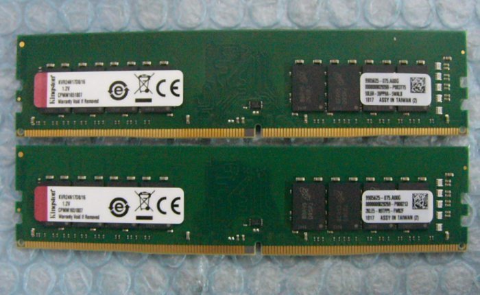 qo13 Kingston 288pin PC4-19200 DDR4-2400 16GB 2枚 合計32GB KVR24N17D8/16