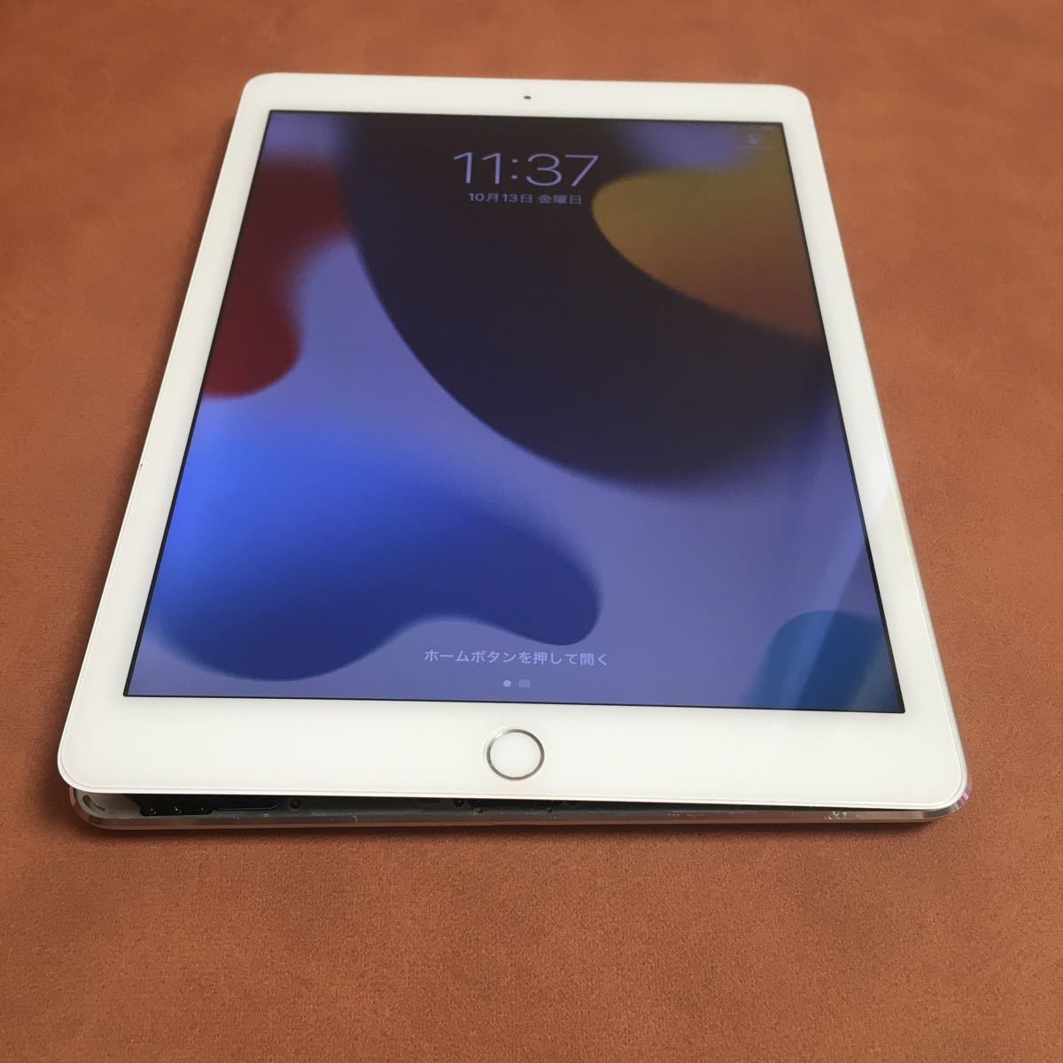 8236 美品 電池最良好 iPad Air2 第2世代 16GB ドコモ-