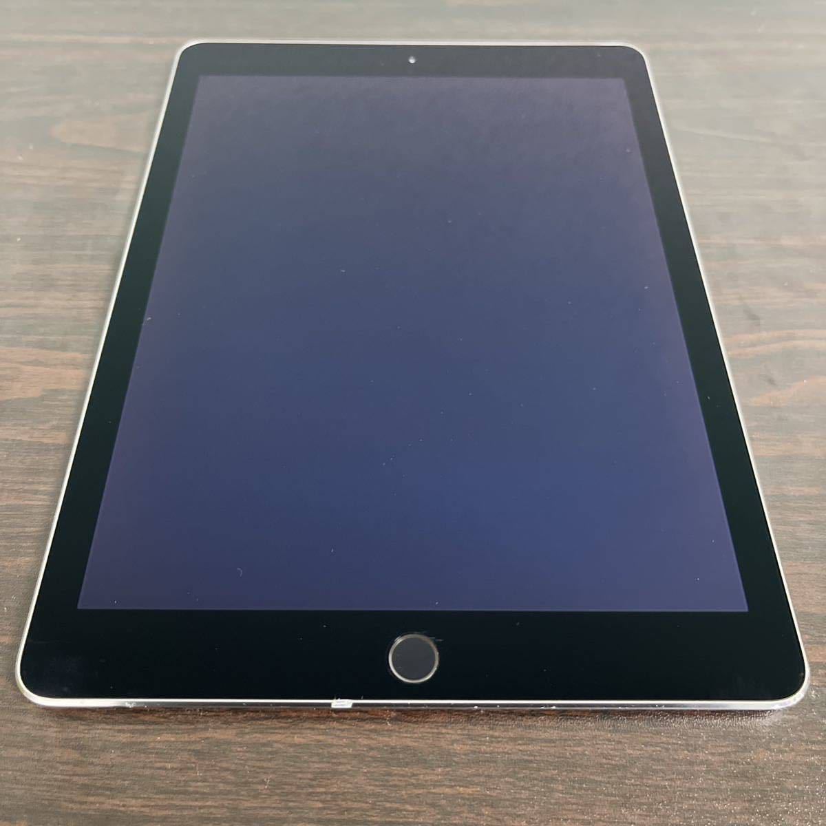 5090 電池最良好 iPad Air2 第2世代 16GB WIFIモデル｜PayPayフリマ