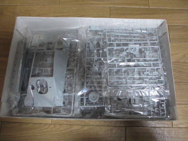 ドラゴン 6458 1/35 ドイツ ヤークトパンターG1 初期型　中古_画像2