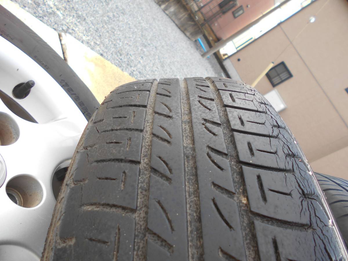 純正　初代ＧＤフィット　タイヤホイールセット　175/65Ｒ14_画像8