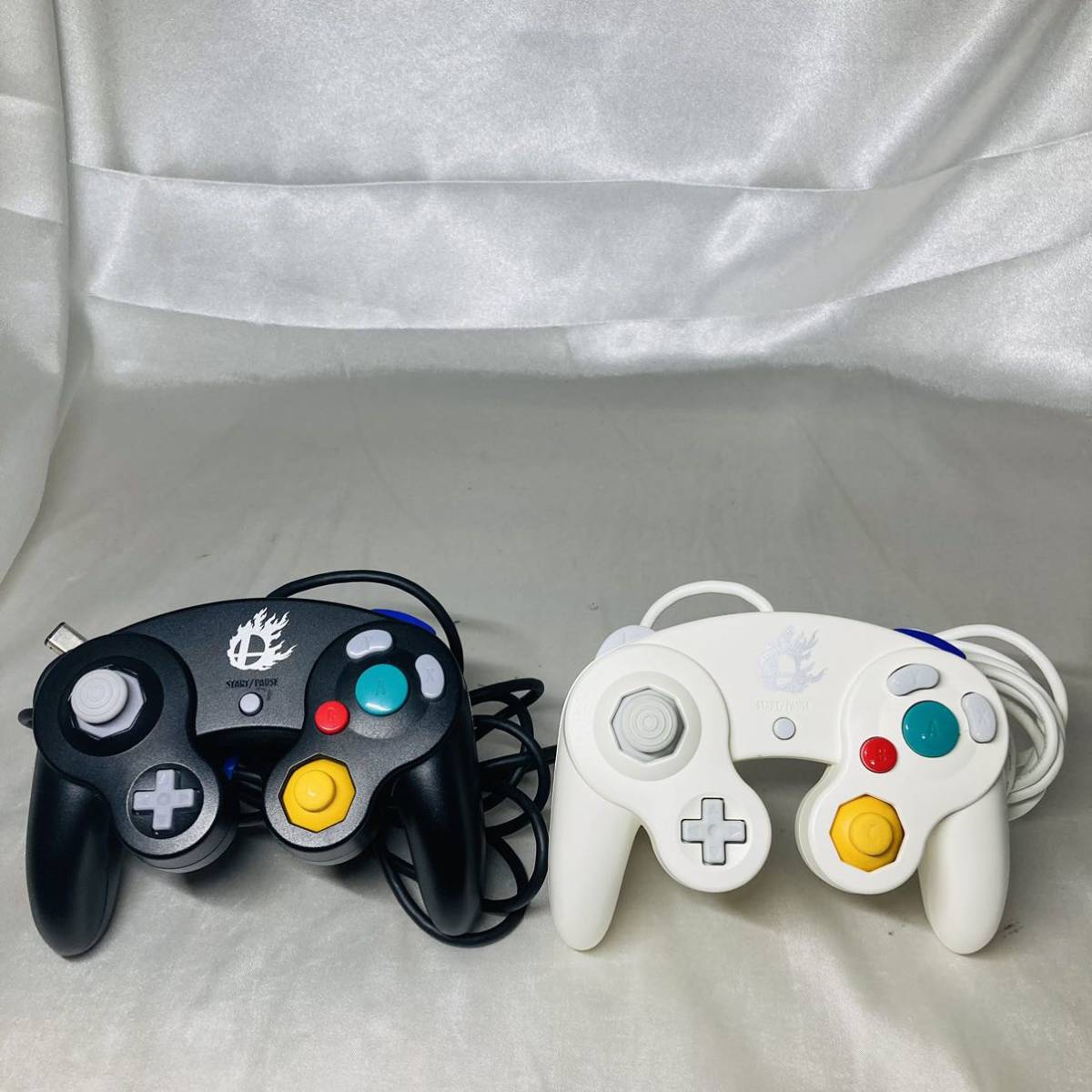 ☆1円~ 美品動作確認済任天堂ゲームキューブコントローラースマブラ