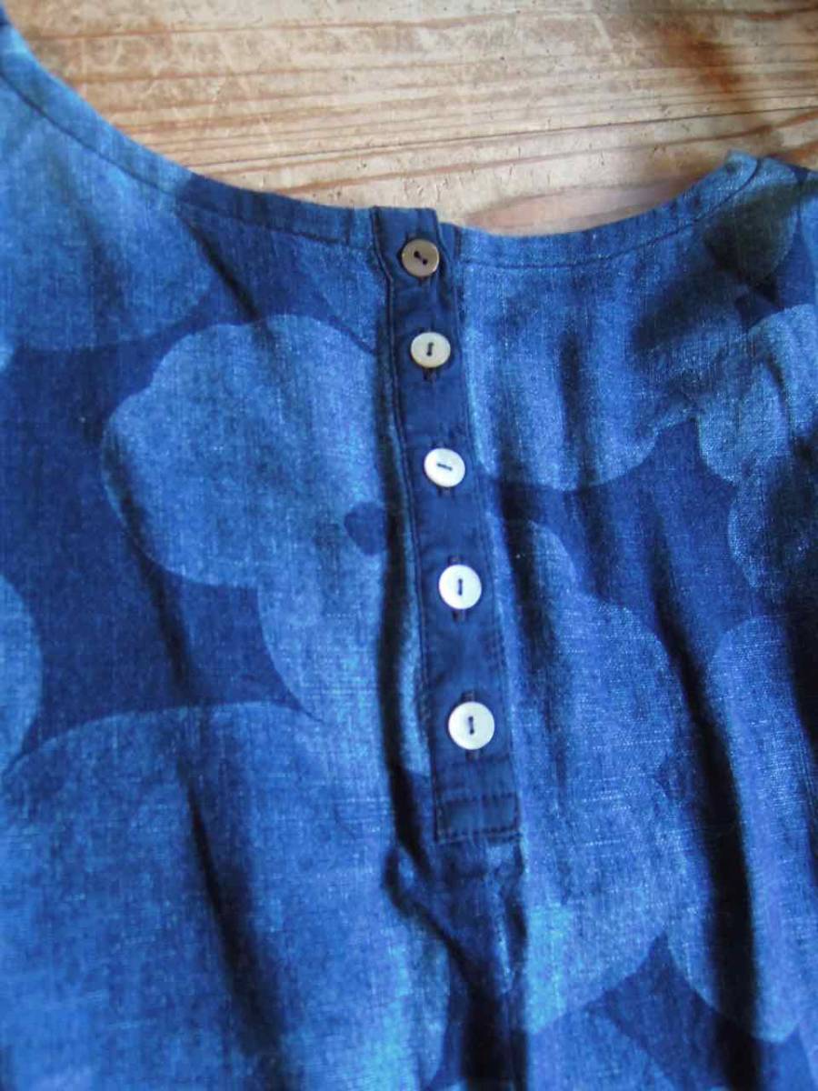 * Palace Palace Pallas Palace Indigo染色一體式3號棉100%日本製*柔軟面料,非常舒適的設計* 原文:*パラスパレス Pallas Palace インディゴ染めワンピース サイズ3 綿100% 日本製* 柔らかな生地と大変着心地よいデザイン*