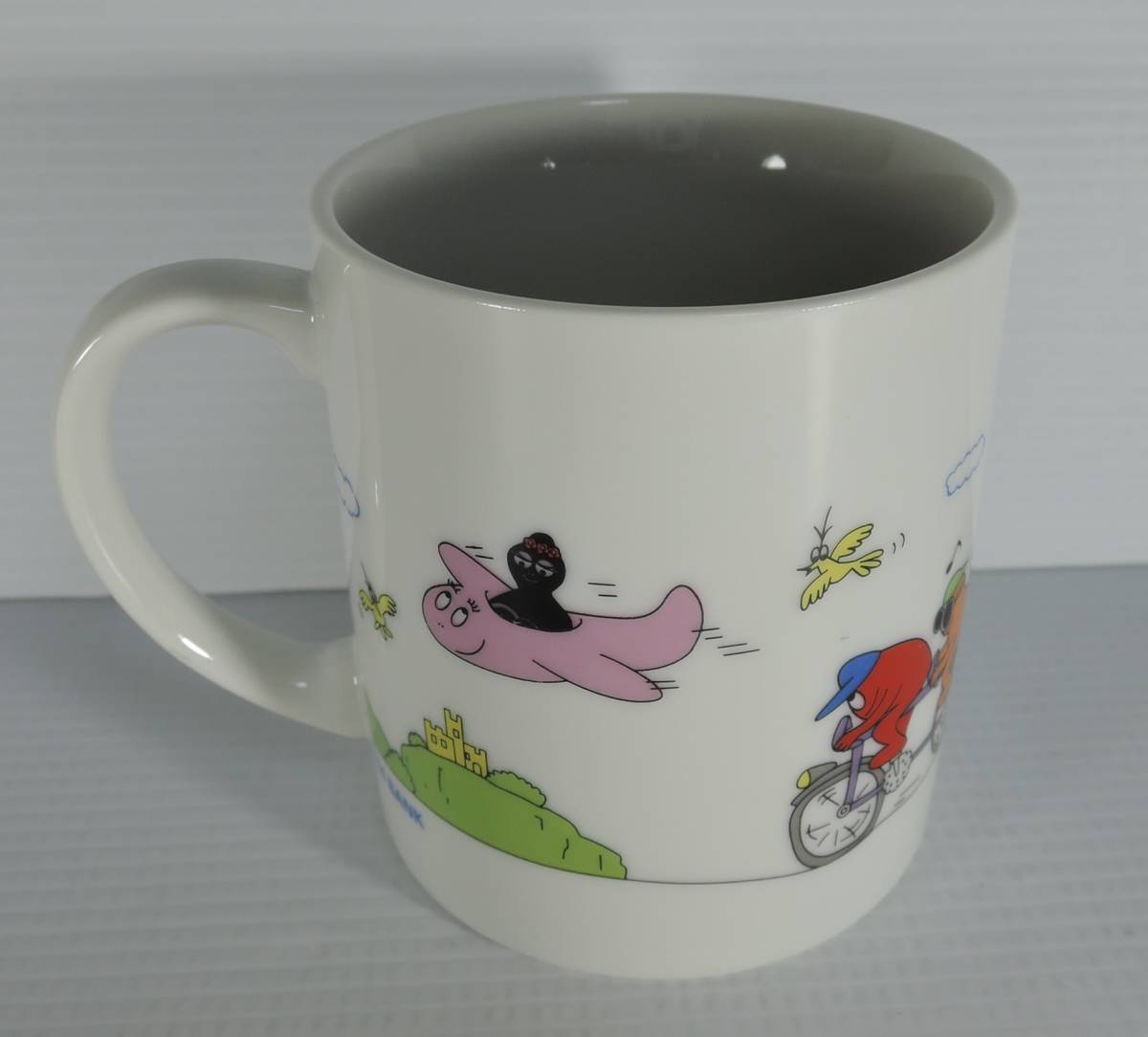 *Z38# 100 10 four Bank Barbapapa mug vehicle #1995 unused 