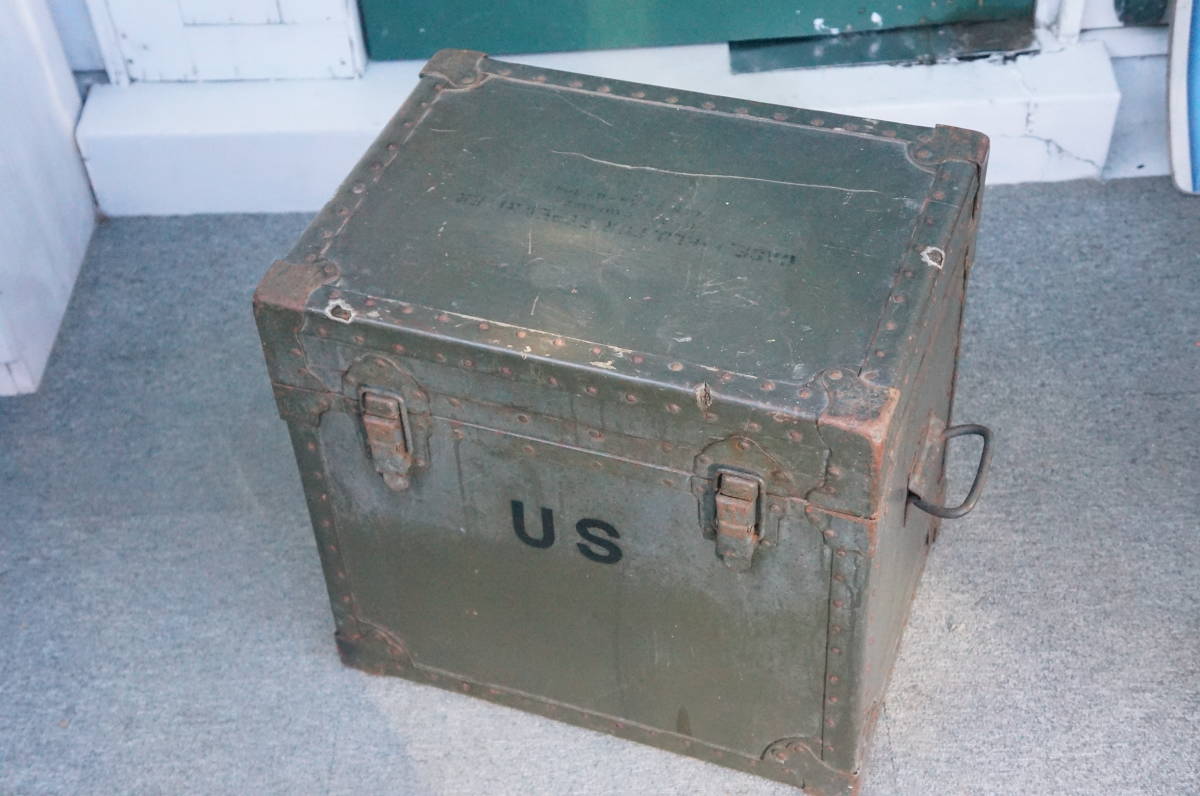 ②米軍 タイプライター収納ボックス ミリタリーボックス FIELD OFFICE BOX-