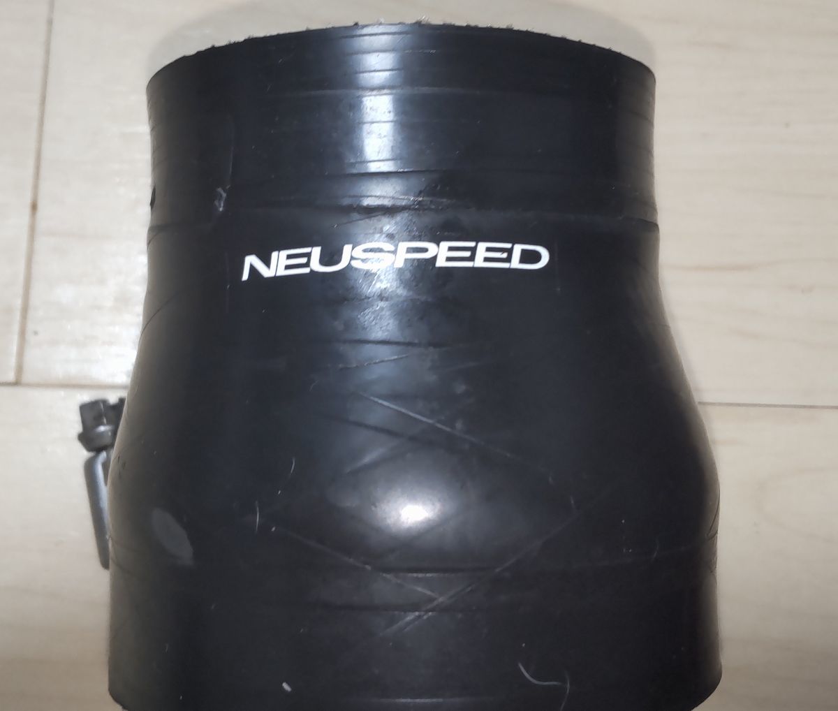 NEUSPEED P-Flo Kit ブラック ゴルフ5 中古品 A3 TT VW JETTA5 EOS PASSAT（B6）_画像3