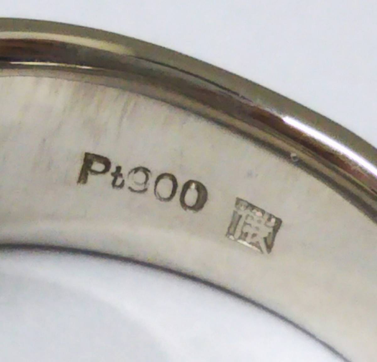 【クリーニング済】Pt900 総重量約13.8g 約14号 ラインデザイン プラチナ リング_画像5