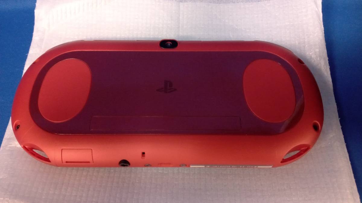 PS vita PCH2000 メタリックレッド_画像3