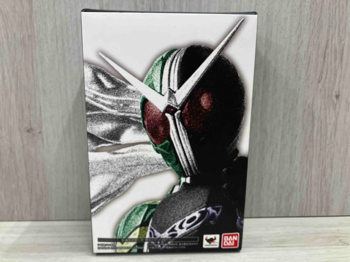 バンダイ S.H.Figuarts(真骨彫製法) 仮面ライダーW サイクロンジョーカー 仮面ライダーW_画像1