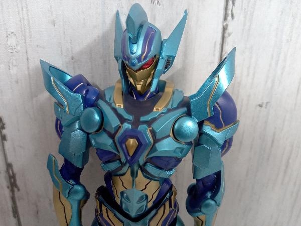 代引き不可】 【美品】エヴォリューション・トイ グリッドナイト