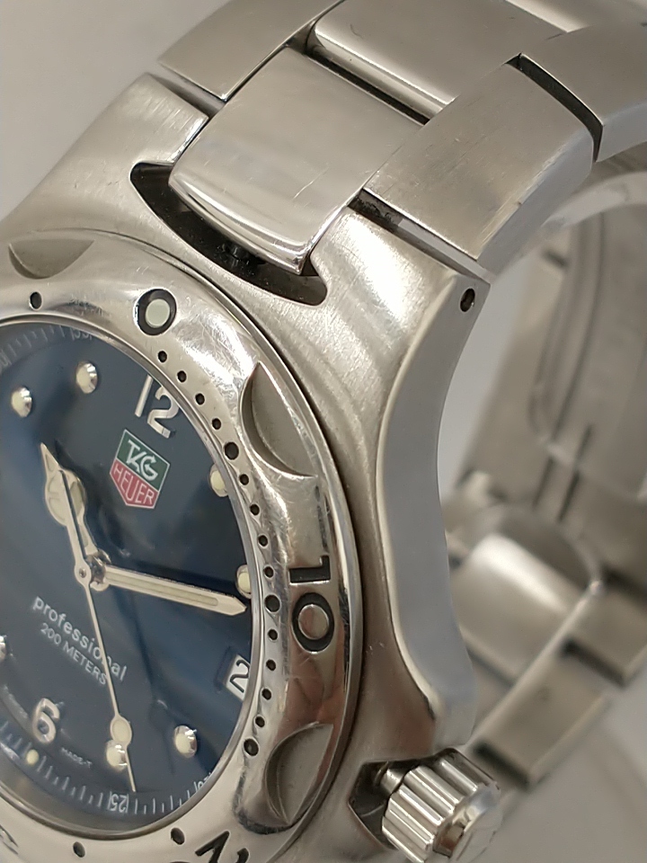 【1円スタート】タグ・ホイヤー TAG HEUER WL1112 PQ2001 キリウム プロフェッショナル 青文字盤 デイト 3針 クォーツ メンズ 腕時計の画像4