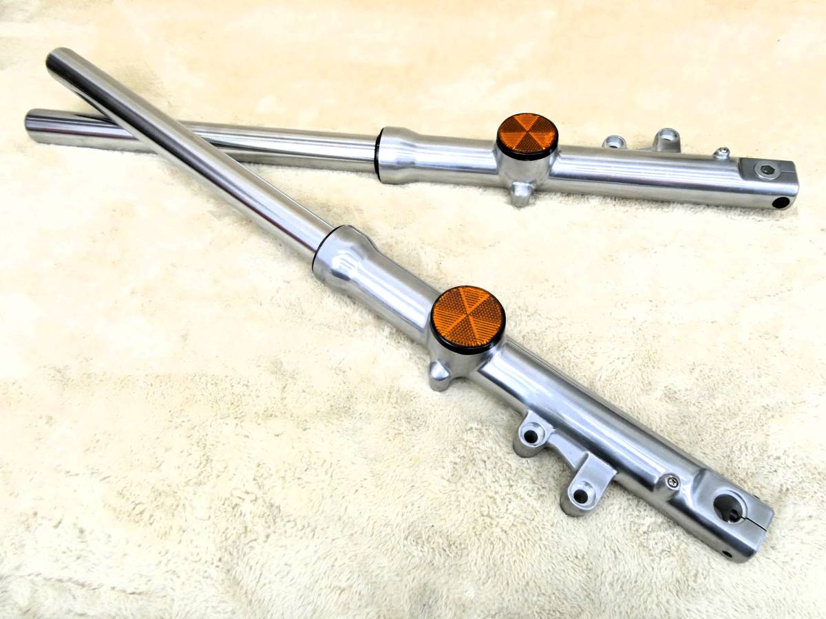 ゼファー400 バフ フロントフォーク 左右Set 39π / 未使用 Z仕様 ゼファー400 バフ フロントフォーク 左右Set 39π / 未