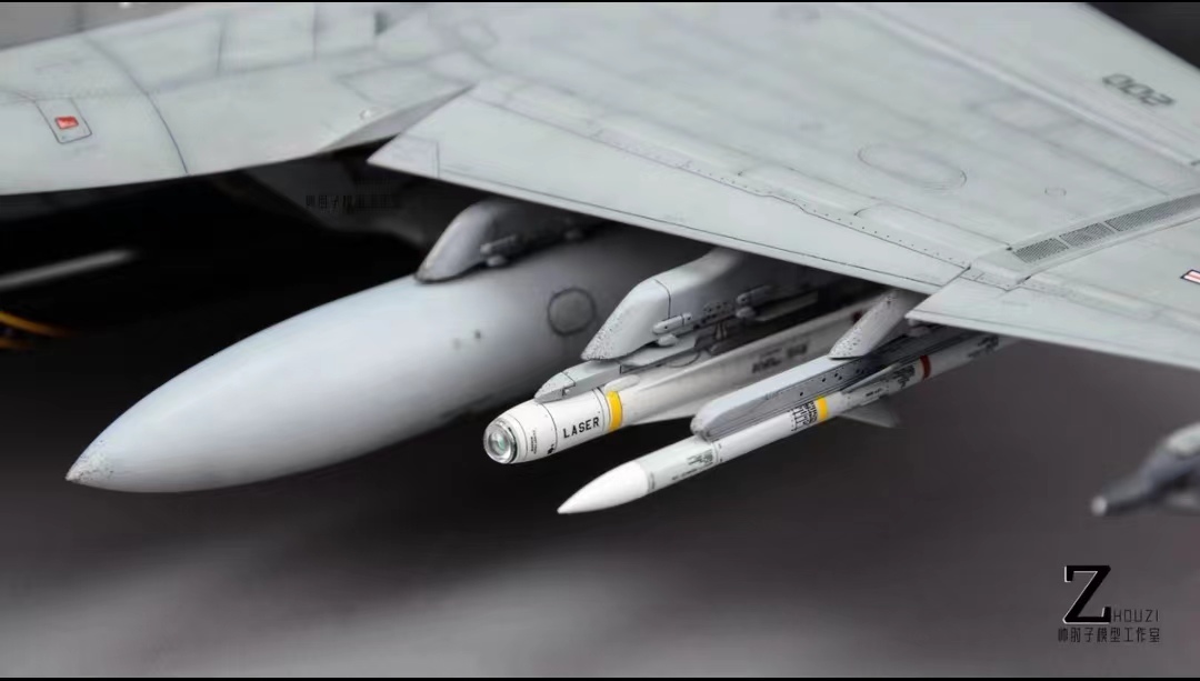1/48 アメリカ海軍 F-18F スーパーホーネット 塗装済完成品_画像5