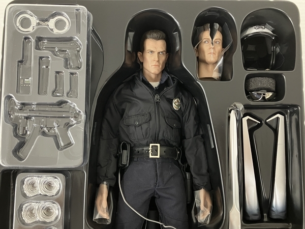 ホットトイズ SIDESHOW T-1000 1/6 コレクターズ・エディション ターミネーター MMS 129 フィギュア ジャンク O8112046_画像6