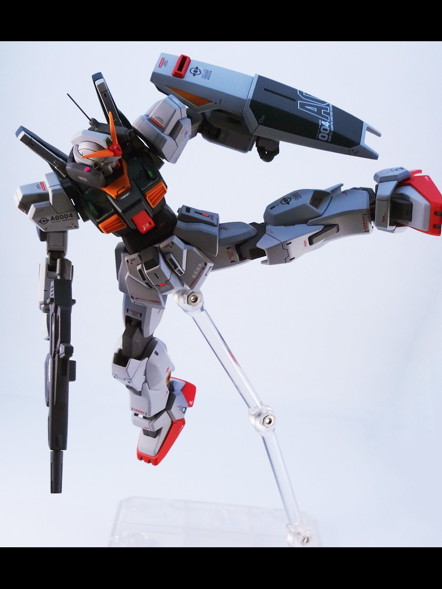 HGUC 1/144 ガンダムMk-II(エゥーゴ仕様)改修・全塗装品 HGUC 1/144 ガンダムMk-II(エゥーゴ仕様)改修・全塗装品