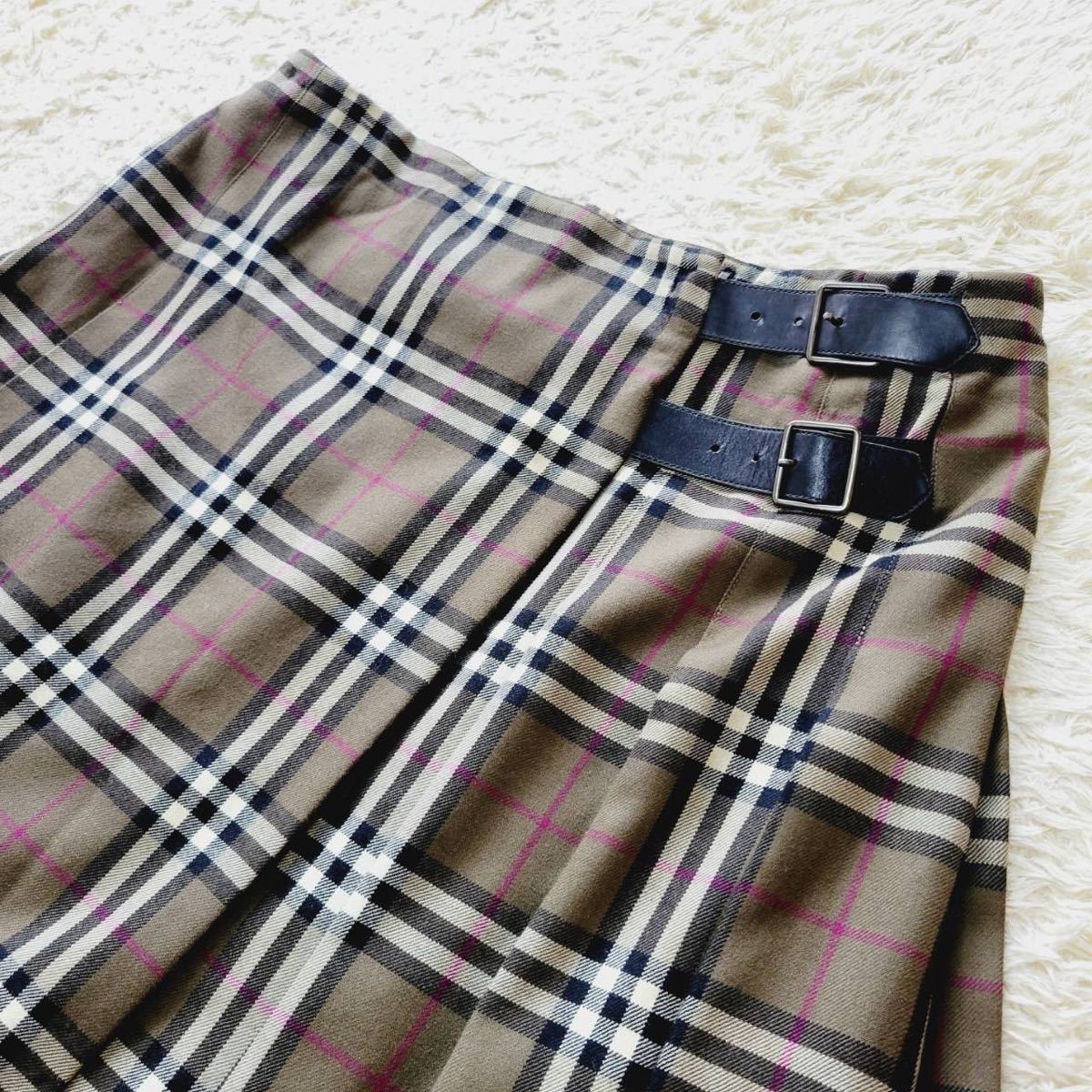 【大きいサイズ48 4XL】バーバリー　ベルト付き　ノバチェック　ラップスカート BURBERRY　London　巻きスカート　台形スカート_画像2