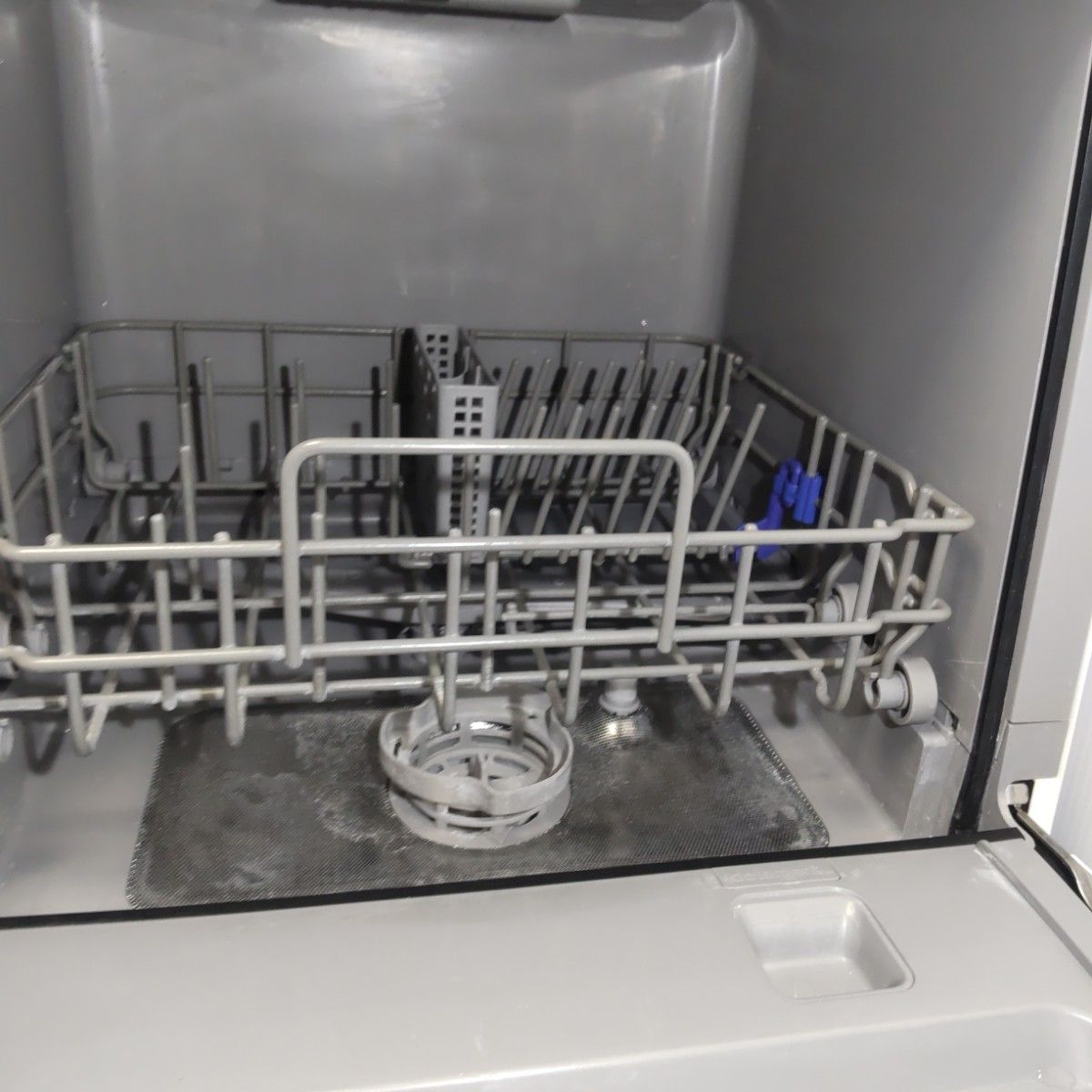 アイリスオーヤマ 食器洗い乾燥機 KISHT-5000-W 2020年製