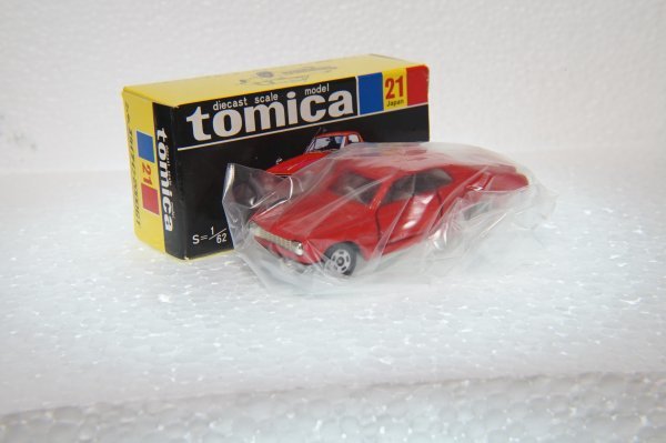 トミカ 　リプロ黒箱　当時もの　スカイライン　2000ＧＴ　中国製　 tomica ミニカー_画像2