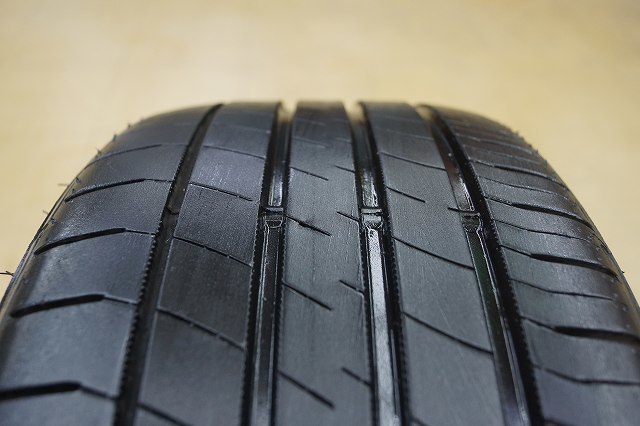 送料無料【中古】215/45R18 215/45-18 ダンロップ ルマン5 20年 1本 スペア 応急_画像9