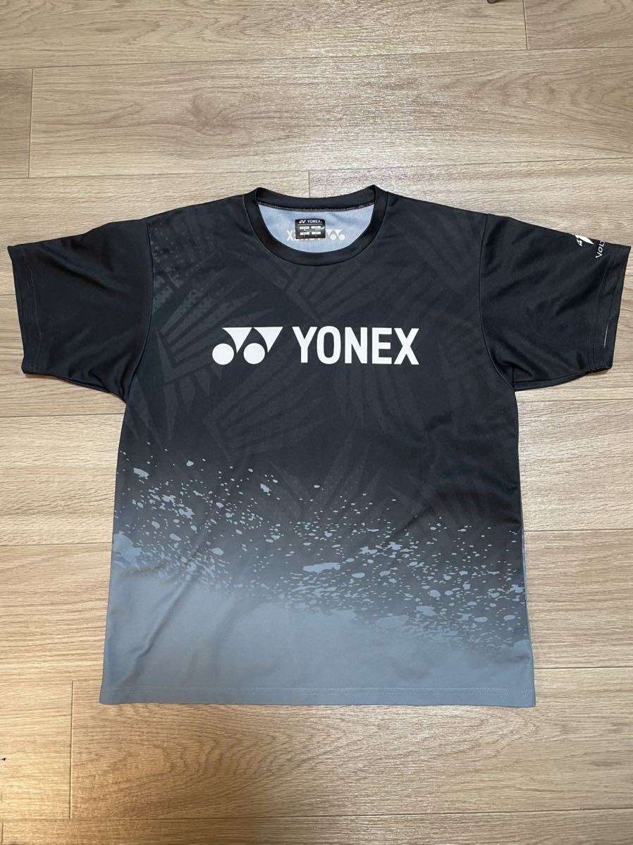 YONEX ボルトレイジ Tシャツ