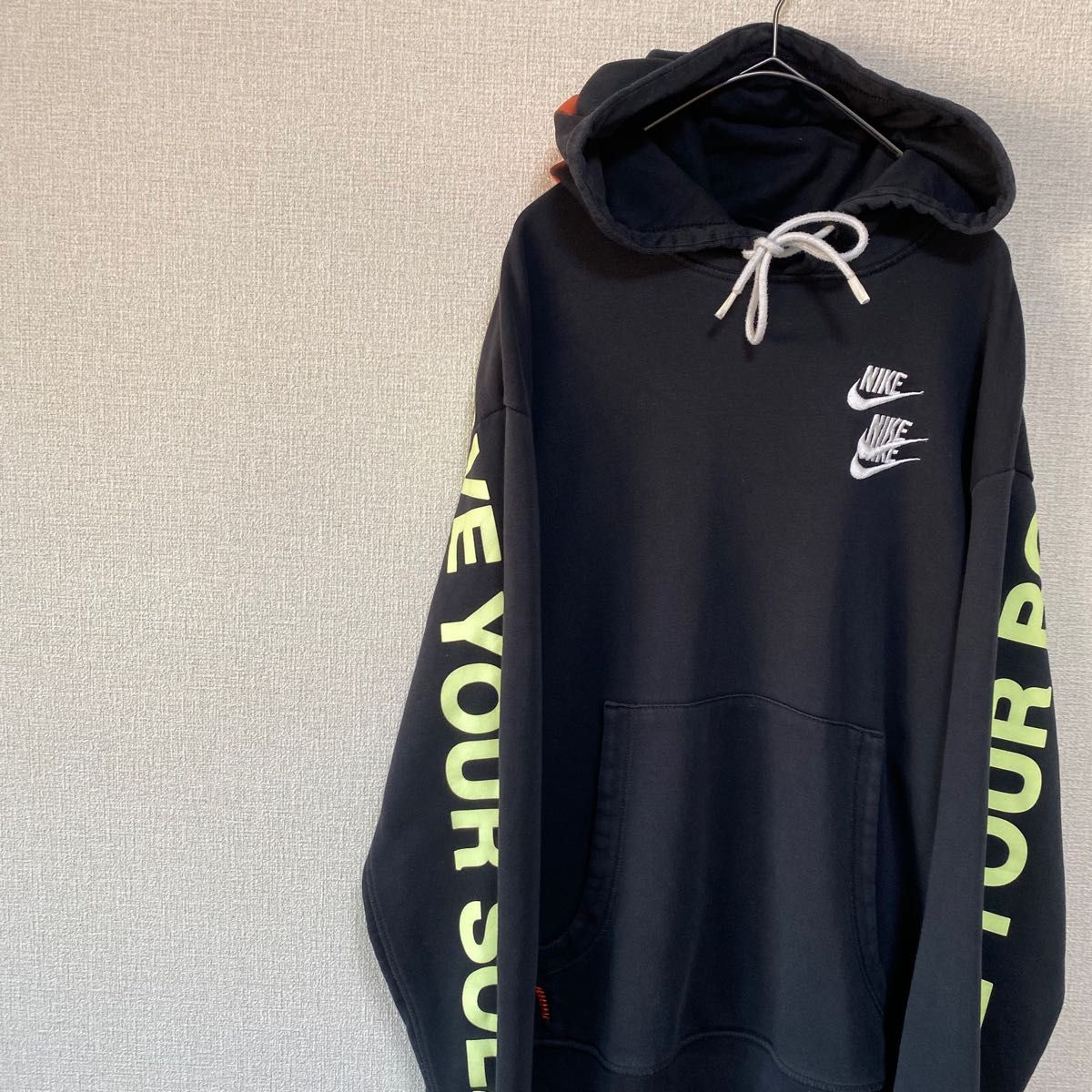 NIKE/ナイキ ワールドツアー 大人気デザイン プルオーバーパーカー