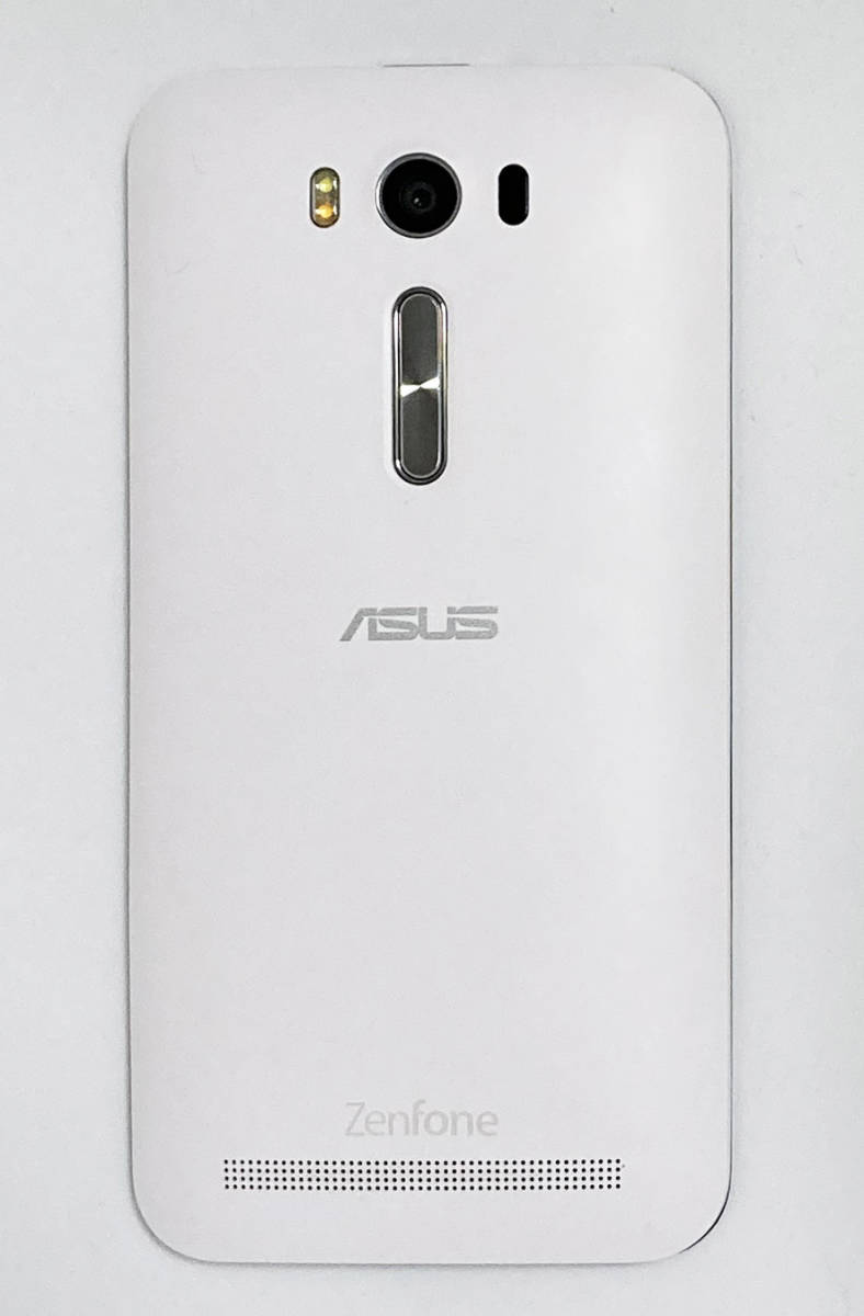ASUS ZenFone 2 Laser Z00ED ホワイト スマホ本体 simフリー Android10化済み・ジャンク_画像2
