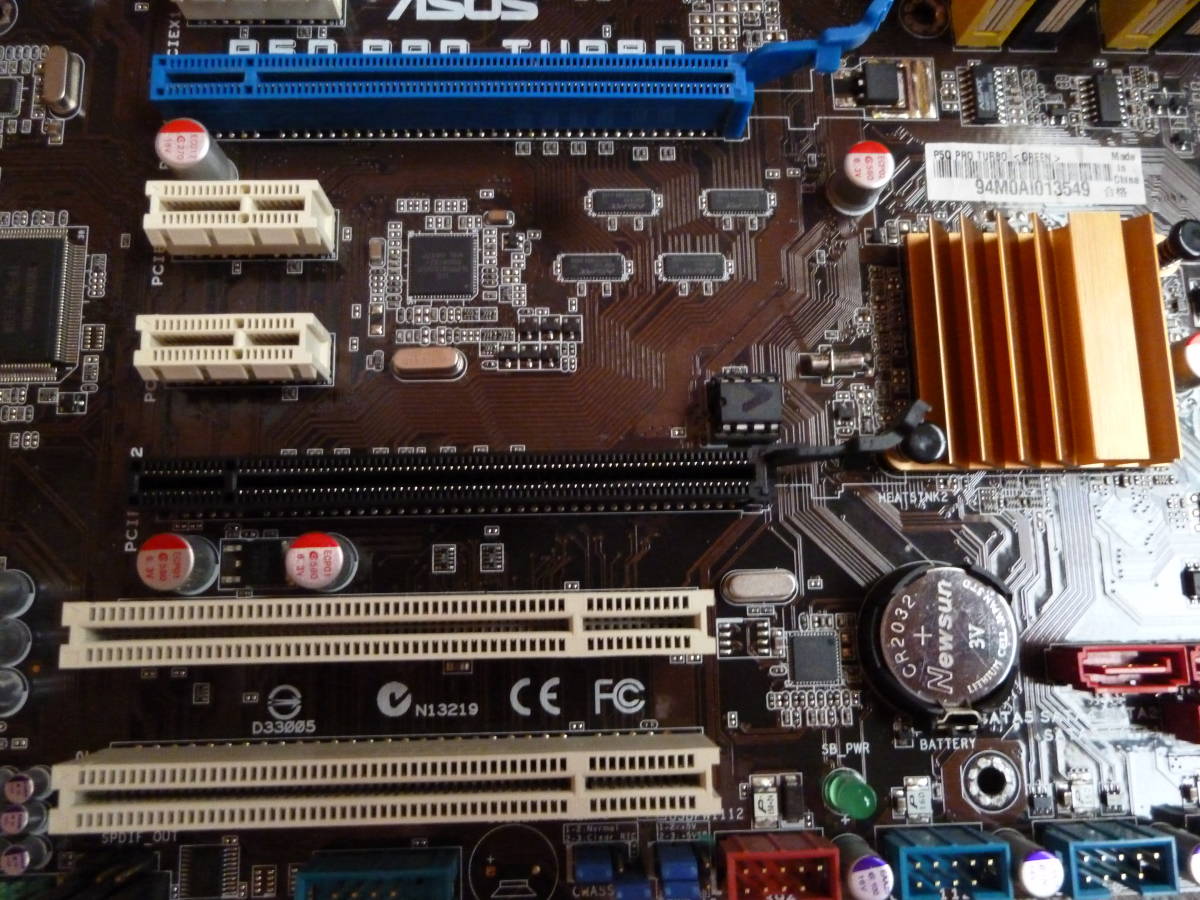 ASUS P5Q PRO TURBO　＆　core2 duo E8500 3.16hz ＆　PC2-6400 2GBメモリー4枚　計8GB セット_画像6