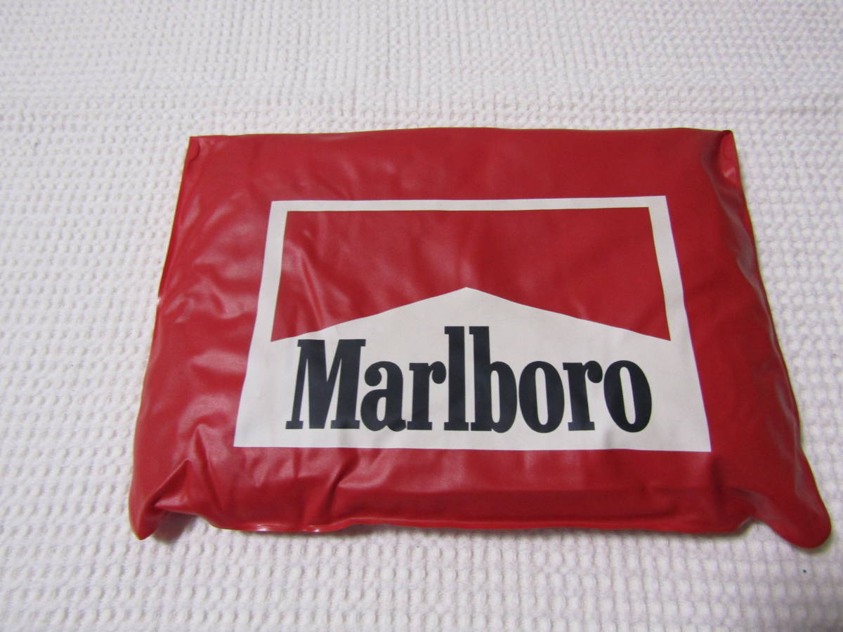  retro Marlboro raincoat Kappa case attaching unused non-standard-sized mail. postage 250 jpy 