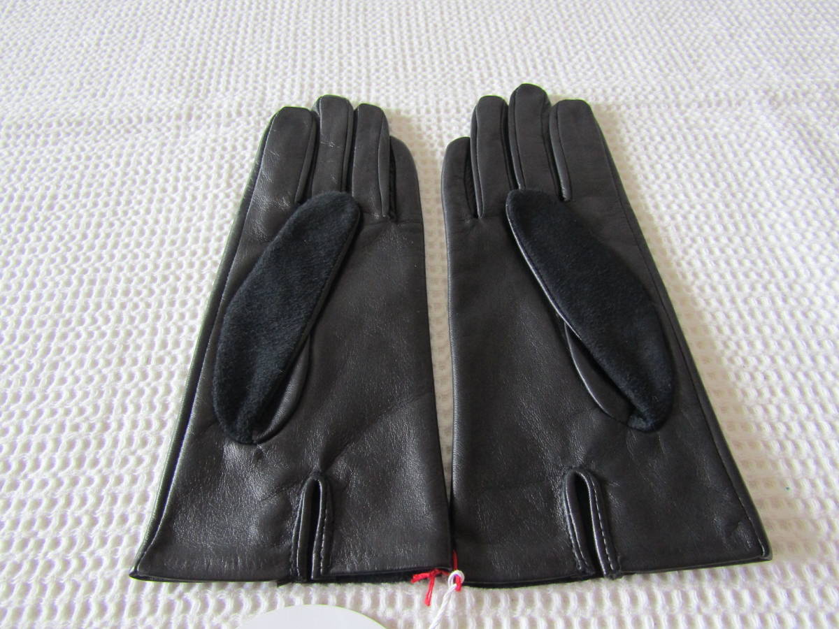  See by Chloe gloves leather sheep leather 21. black made in Japan charm attaching unused non-standard-sized mail. postage 140 jpy 