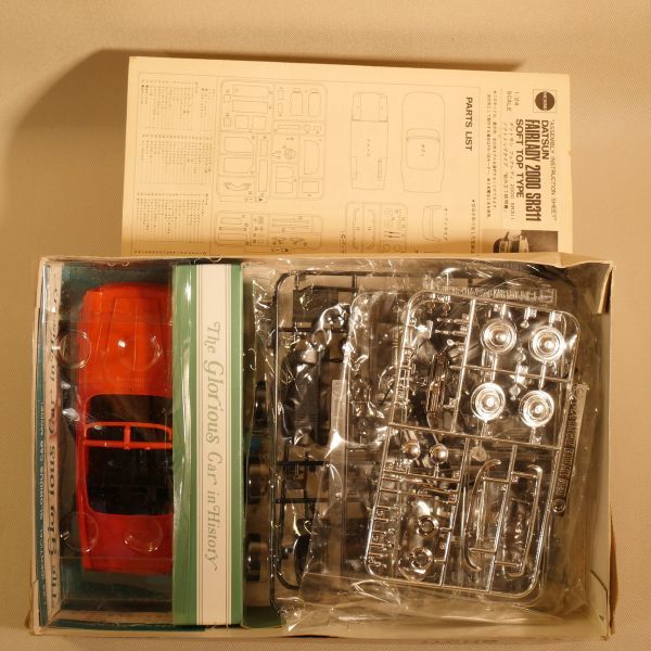 ニチモ/NICHIMO フェアレディ/Fairlady 2000 DATSUN SR311 1968-1970 1/24 史上の栄光車シリーズ ソフトトップ HC-2404_画像4