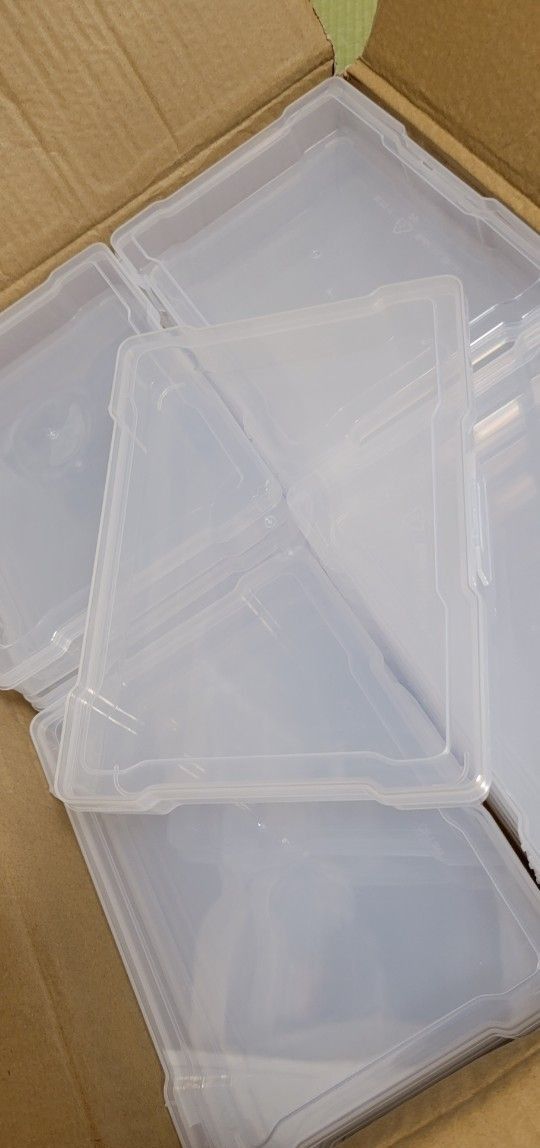 クリア収納ボックス　蓋つき　プラスチック　小物ケース