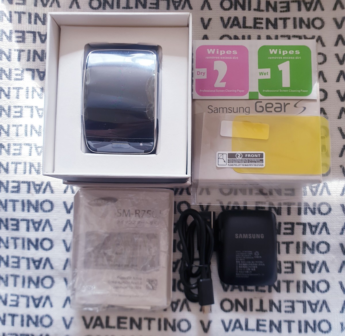 13532円 Samsung Gear S SM-R750J 新品、未使用 - スマート 13532円 Samsung Gear S SM-R750J 新品、未使用 - スマート