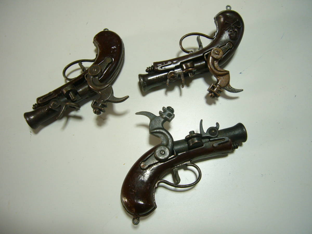 ◆昭和レトロ PIPATA 火薬銃 駄菓子屋 海賊 Redondo 古式銃 ミニチュア モデルガン 3丁 スペイン製 ⑩_画像5
