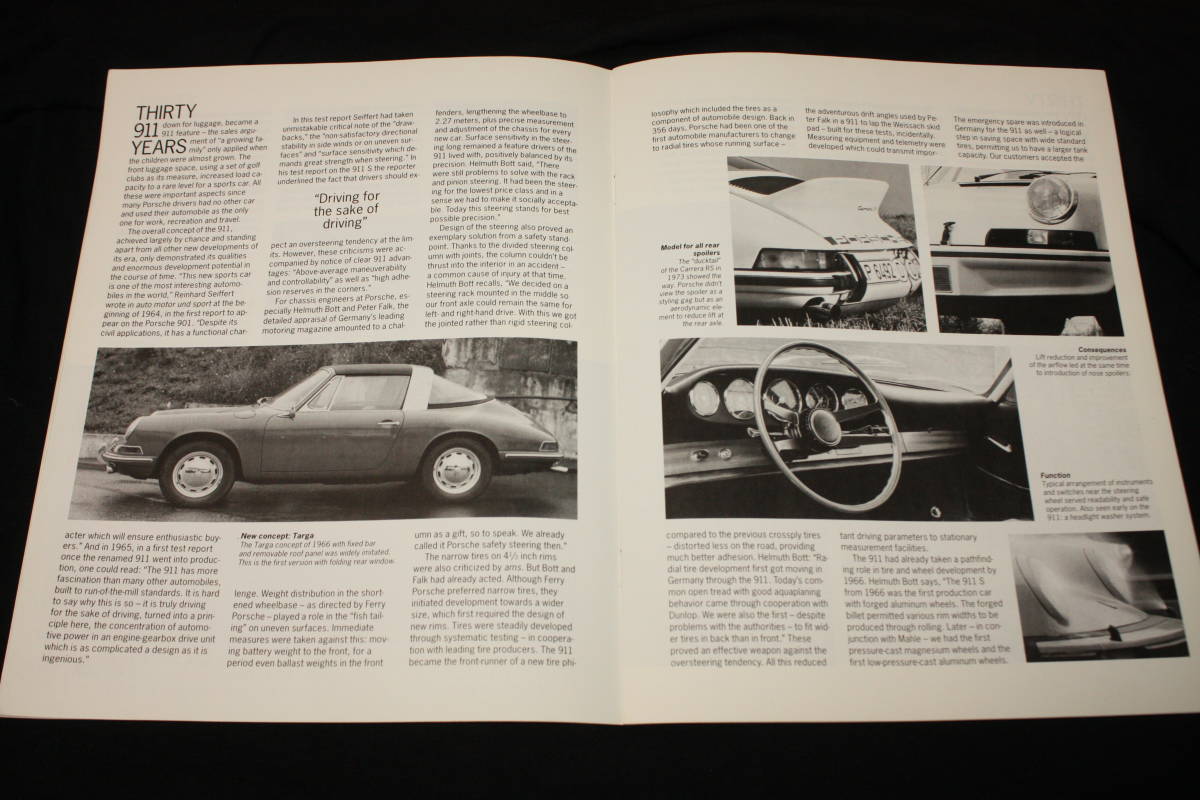 ★Porsche911 30 years of Evolution 1963-1993 ポルシェ911 30周年記念誌(ポルシェAG発行英語版＋日本語訳本2冊セット）ナロー～964まで_画像3