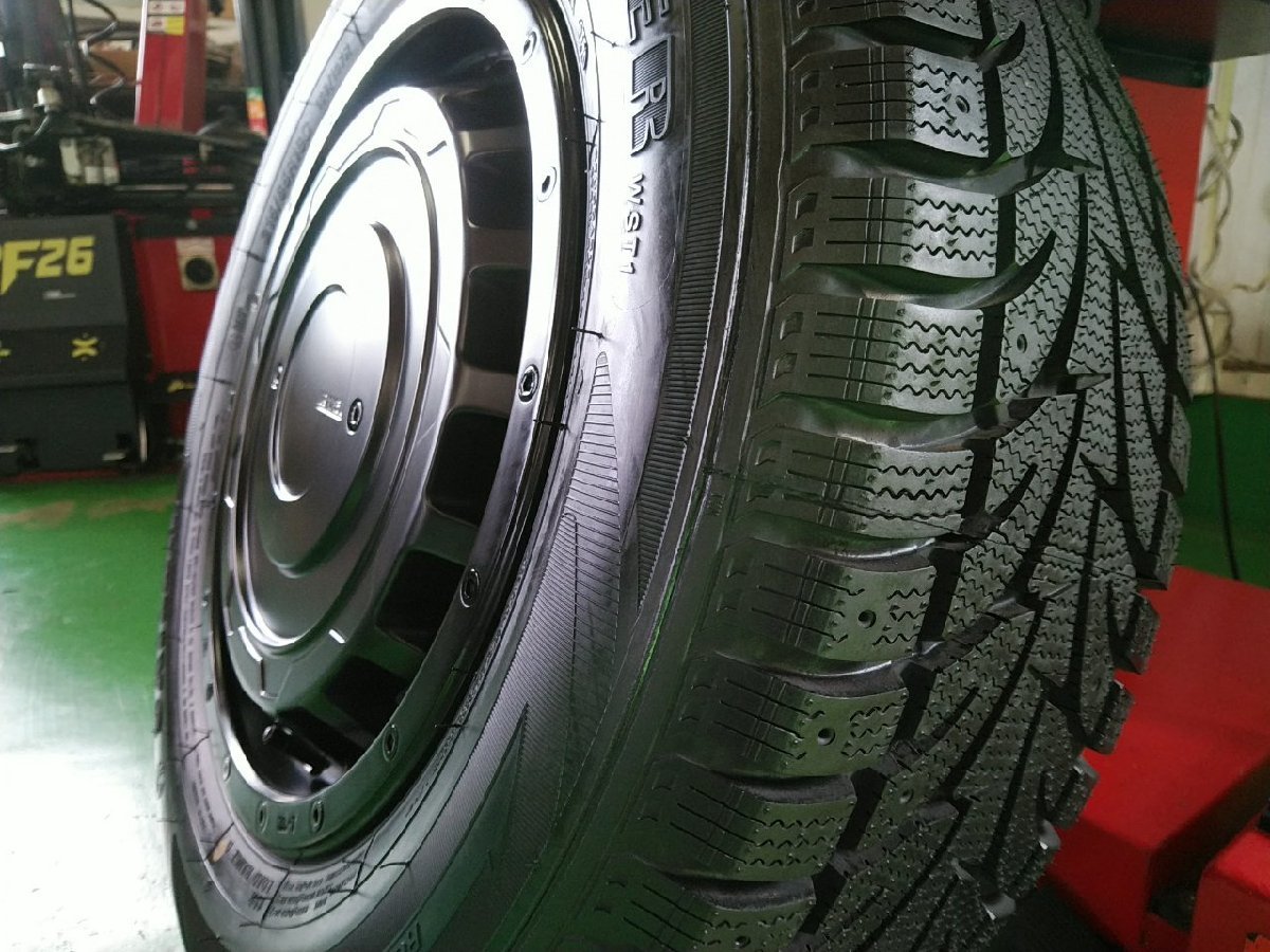 即納 スタッドレス ジムニー JB64 JB23 要リフトアップ SAILUN ICE BLAZER WSTX 215/70R16 225/70R16 SwaGGer 16インチ 新品4本セット_画像1