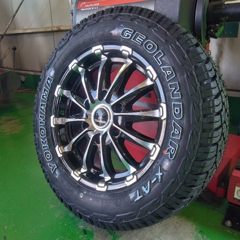 ハイエース200系 タイヤホイールセット 車検対応 ヨコハマ ジオランダー X-AT 215/65R16 16インチ BD12_画像7