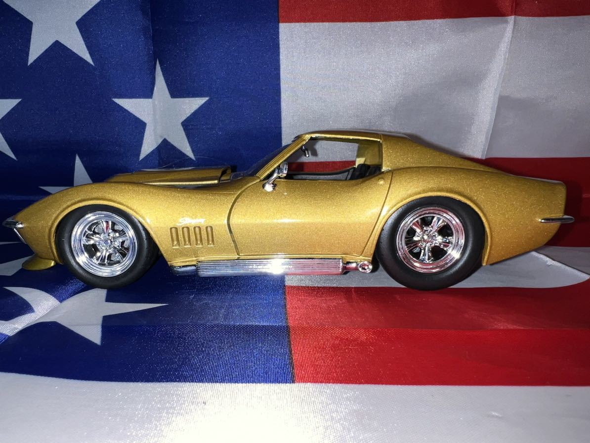 中古美品　CORVETTE STINGRAY ZL-1 1/24 DIECAST CAR JADA TOYS製
