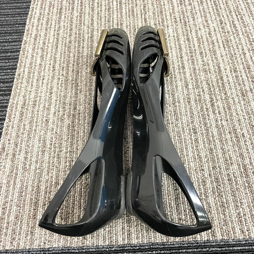 【FERRAGAMO】国内発送 VARAリボン ラバーサンダル ヴァラリボン 美品 ferragamo フェラガモ ラバー サンダル デカヴァラ リボン