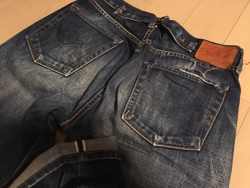 levis 37501