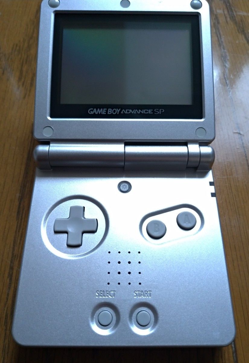 ゲームボーイアドバンスSP プラチナシルバー 中古品 ドット抜け ゲームボーイアドバンスSP プラチナシルバー 中古品 ドット抜け