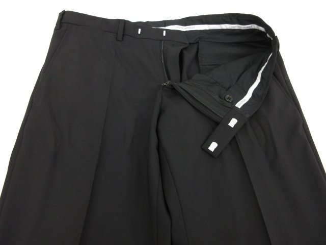 未使用品 【エンポリオアルマーニ EMPORIO ARMANI】 M LINE 2B 黒無地 スーツ (メンズ) size50 ブラック 冠婚葬祭 11VMET 01506 ●27EMP233_画像4