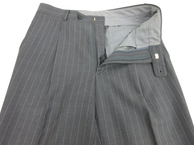 HH 【麻布テーラー azabu tailor】 ウール素材 2ボタン スーツ (メンズ) size44A/76 ミディアムグレー ストライプ柄 ●27RMS6906_画像4