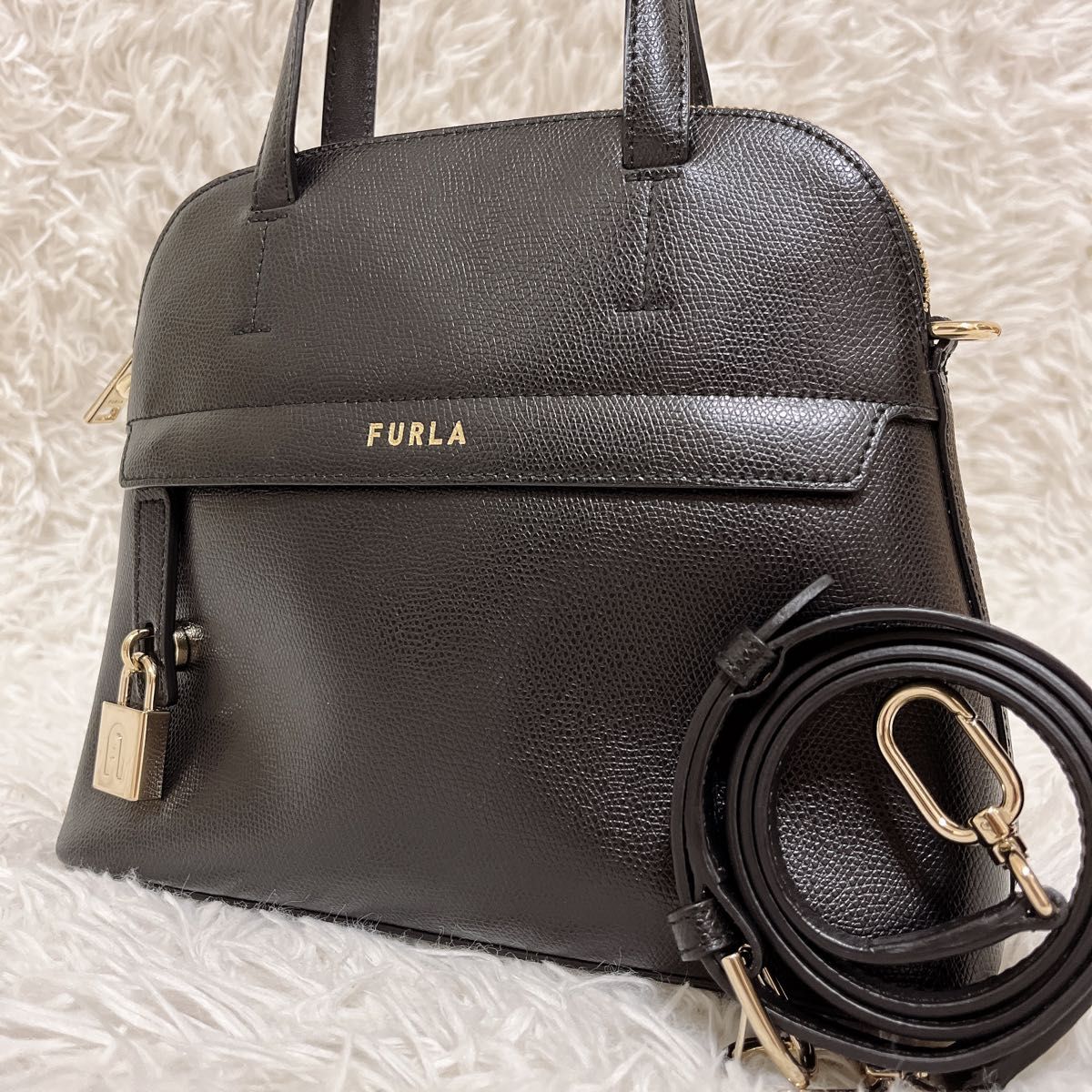 美品 FURLA フルラ 新型パイパー2way ショルダー レザー ハンドバッグ