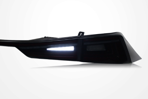 レクサス IS IS300h IS200t 2013-2022 LEDトランクスポイラーランプ 流れるシャルウィンカー 外装カスタム_画像9