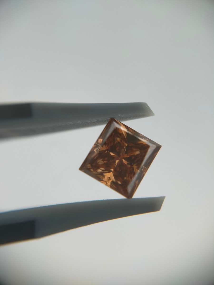 大粒コニャックダイヤ FANCY BROWN 0.857ct ファンシーブラウン チョコレートダイヤ ダイヤモンドルース プリンセスカット 1ct 1カラット