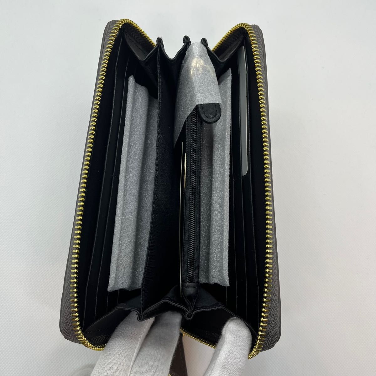 新品未使用】VivienneWestwood 長財布 ダークグレイ|PayPayフリマ