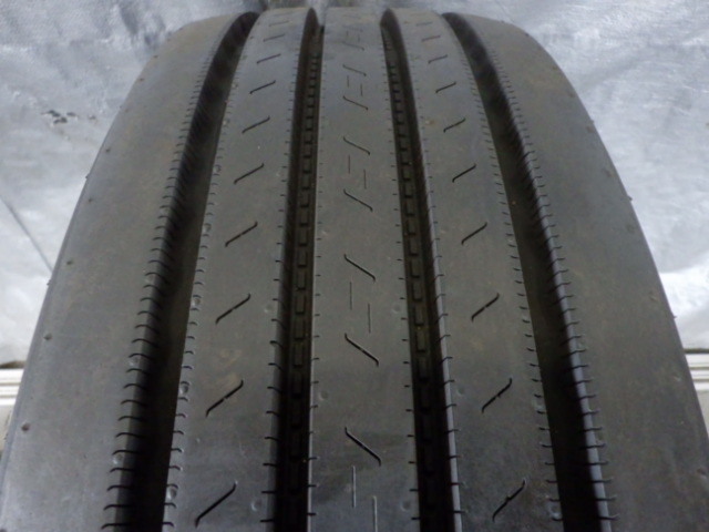 245/70R19.5 136/134J ヨコハマ ZEN 102ZE 中古 9.9分山 2本セット サマータイヤ 2020年製_画像5