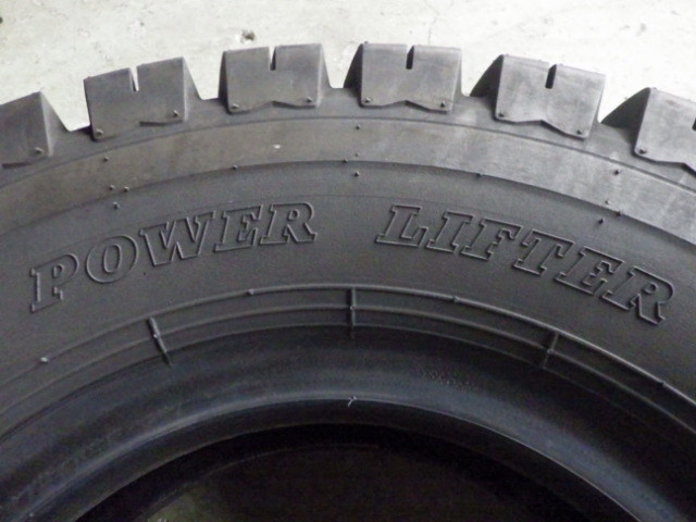 7.00-12 12PR ダンロップ POWERLIFTER FK71 中古 2本セット フォークリフト 2019年製 X1379_画像3