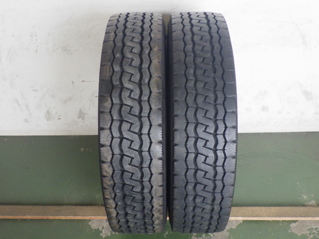 205/85R16 117/115L ブリヂストン M804 中古 2本セット オールシーズンタイヤ L16633_画像1